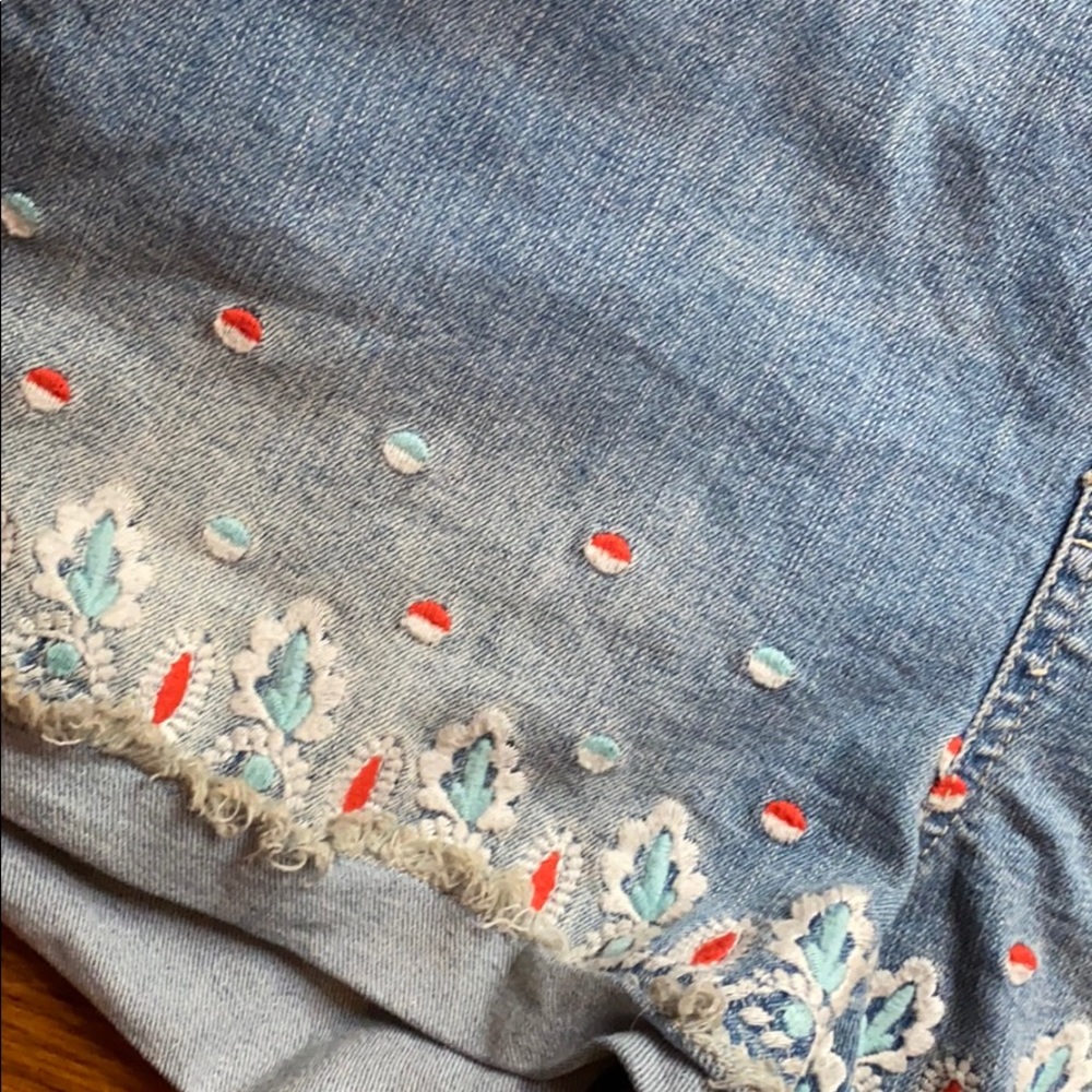 American Rag Short/Overall - Picture 2 of 3